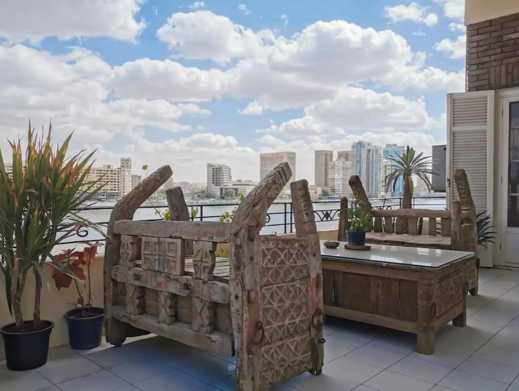 Luxury On The Nile - Zamalek Apartments Il Il Cairo Esterno foto