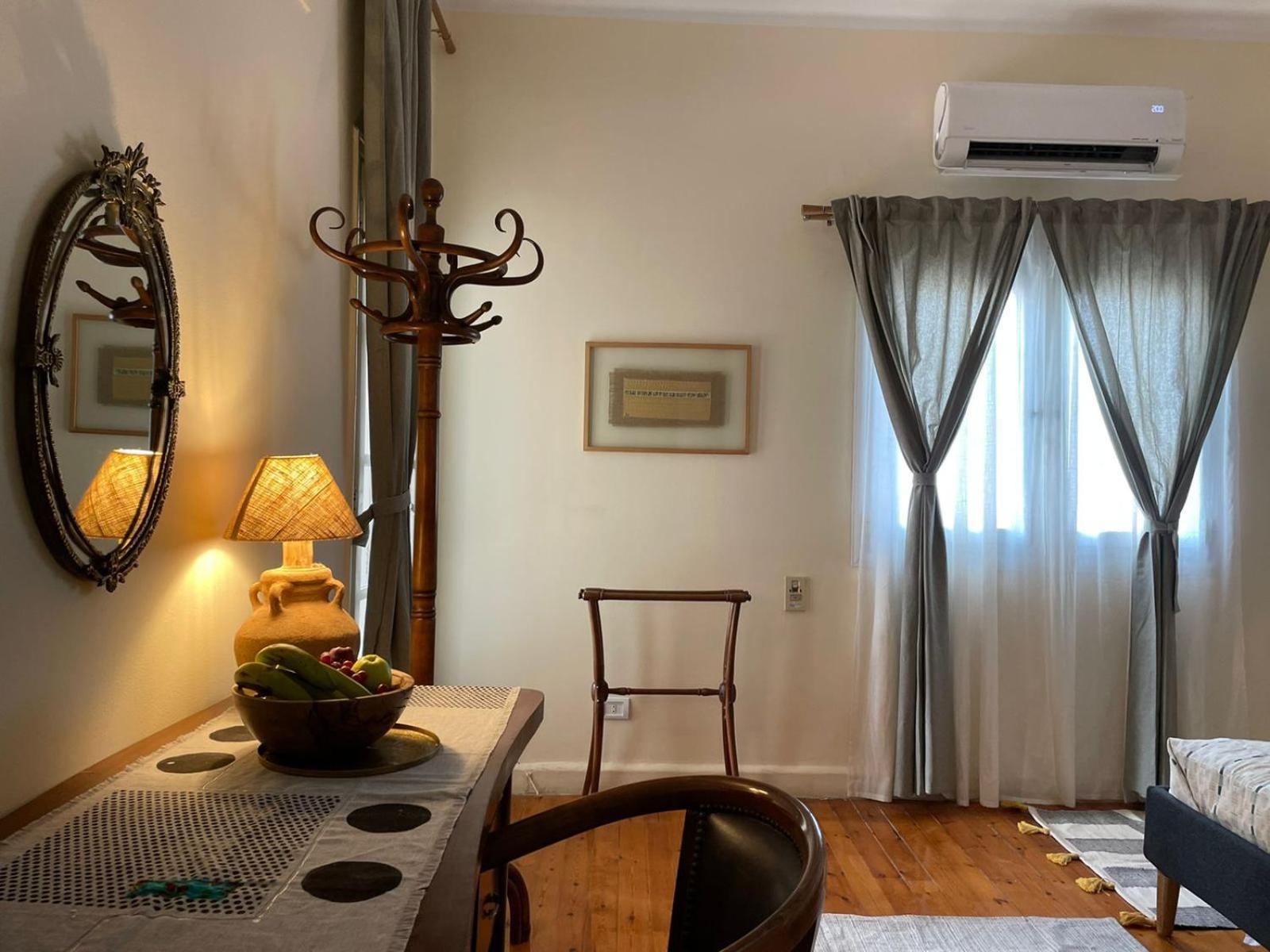 Luxury On The Nile - Zamalek Apartments Il Il Cairo Esterno foto