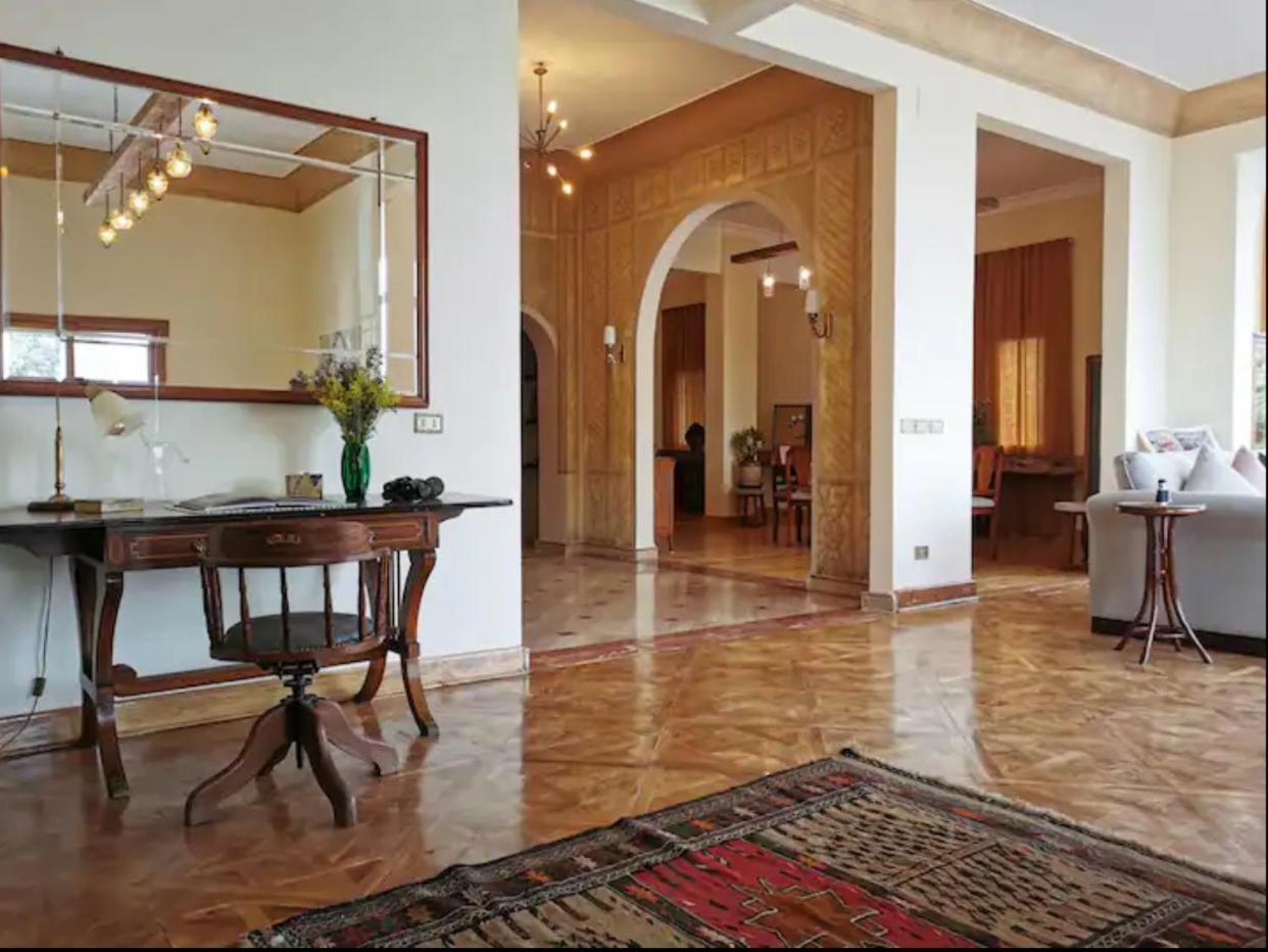 Luxury On The Nile - Zamalek Apartments Il Il Cairo Esterno foto