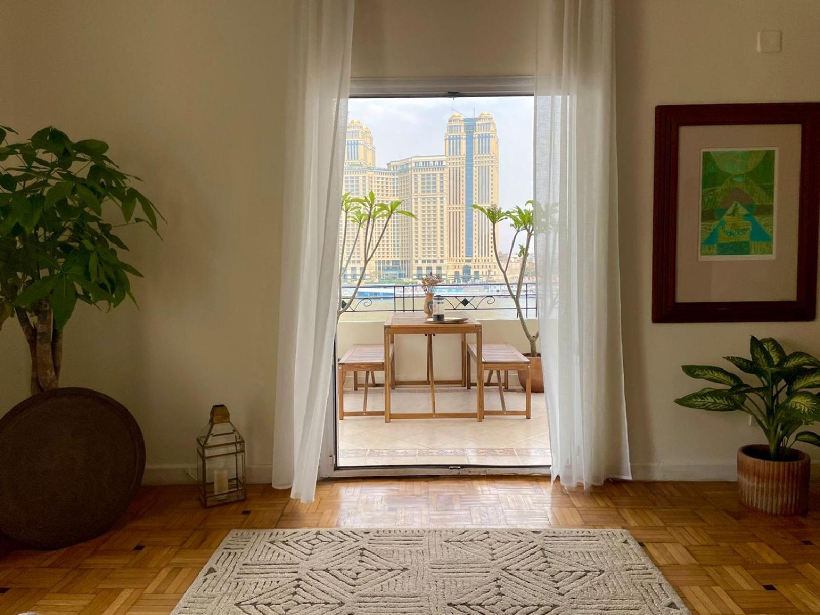 Luxury On The Nile - Zamalek Apartments Il Il Cairo Esterno foto