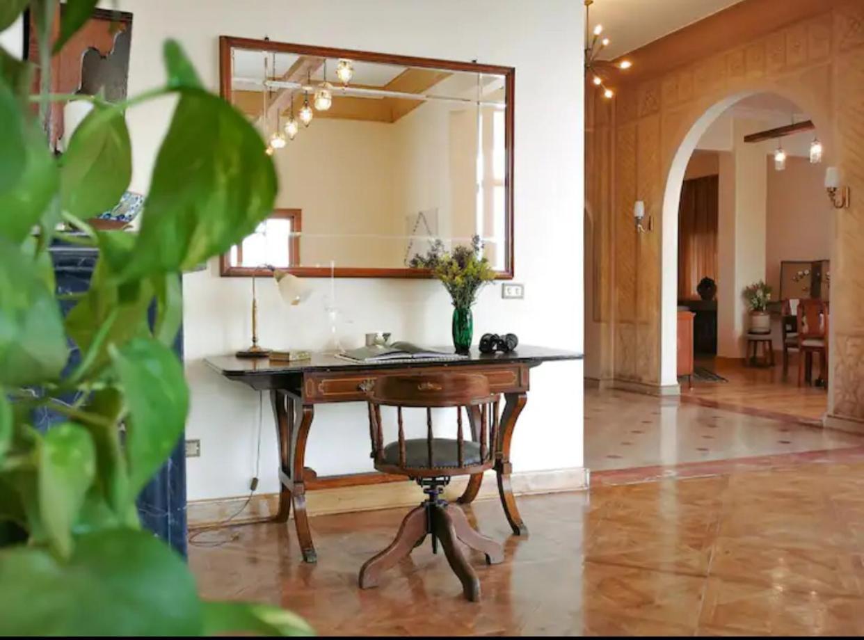 Luxury On The Nile - Zamalek Apartments Il Il Cairo Esterno foto